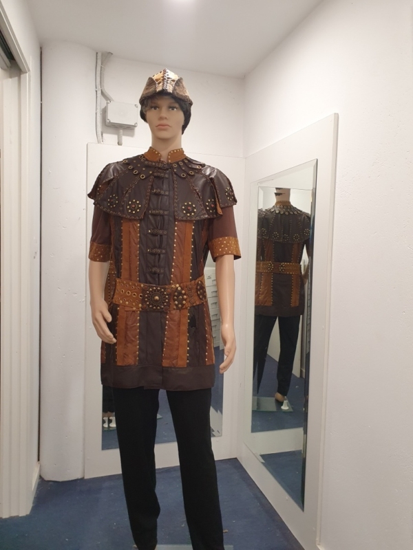 Traje Medieval Artesano del vestuario real - Imagen 2
